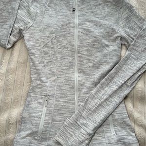 Lululemon Define Jacket Nulu in Light Grey